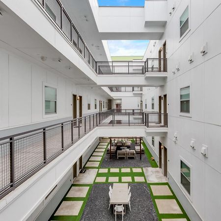 Contemporary 2Br I Gym I Parking I Workspace 댈러스 외부 사진