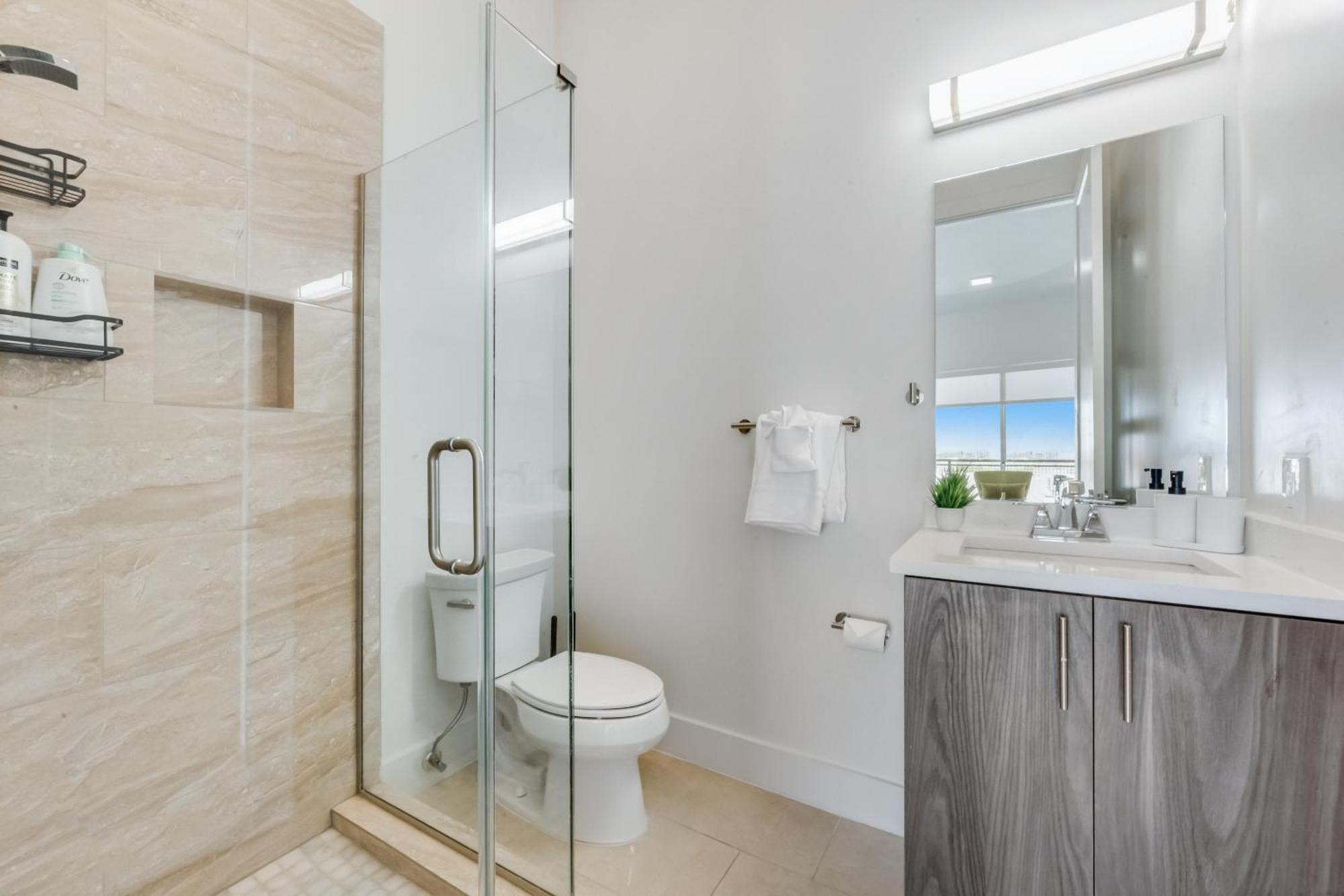 Contemporary 2Br I Gym I Parking I Workspace 댈러스 외부 사진