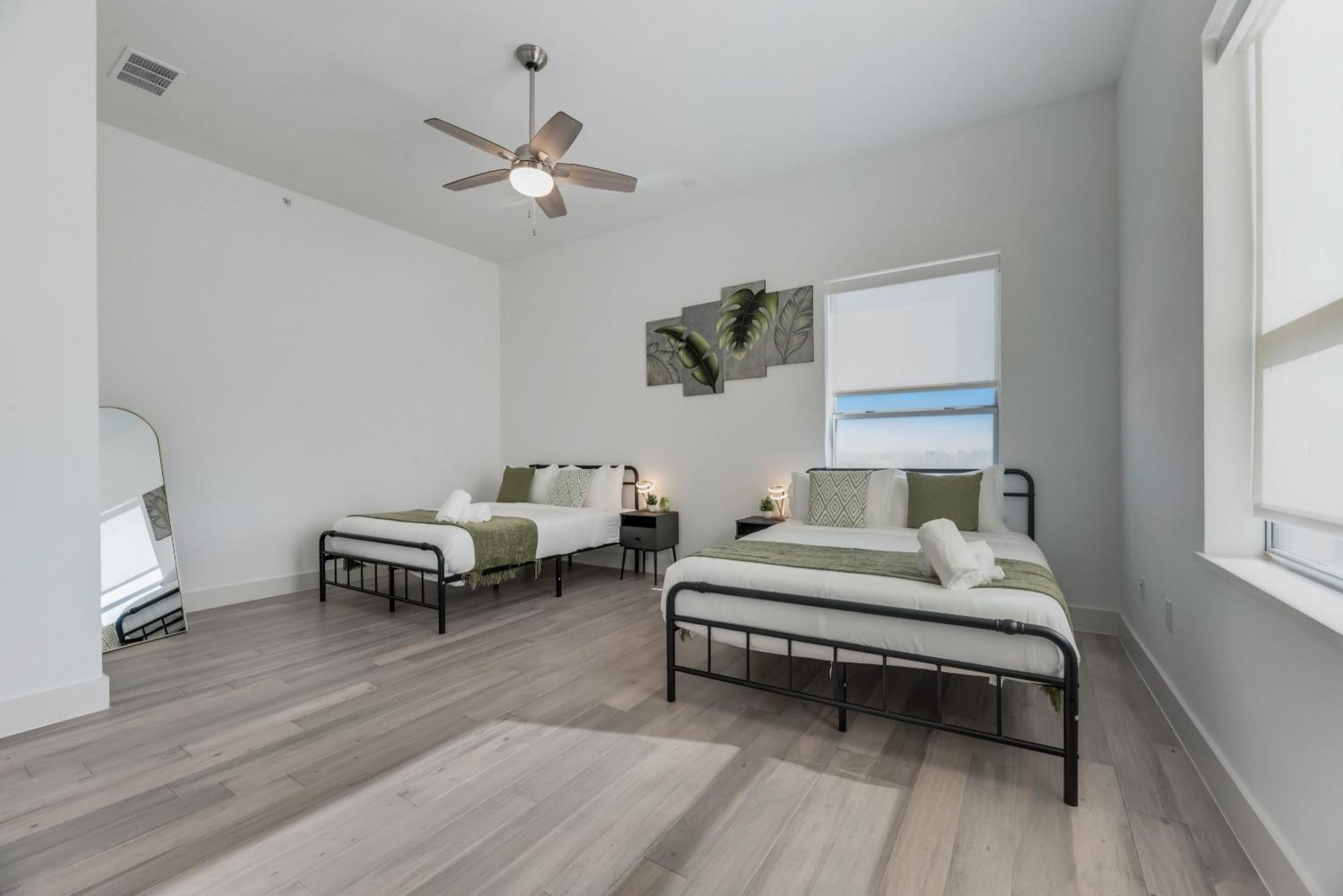 Contemporary 2Br I Gym I Parking I Workspace 댈러스 외부 사진