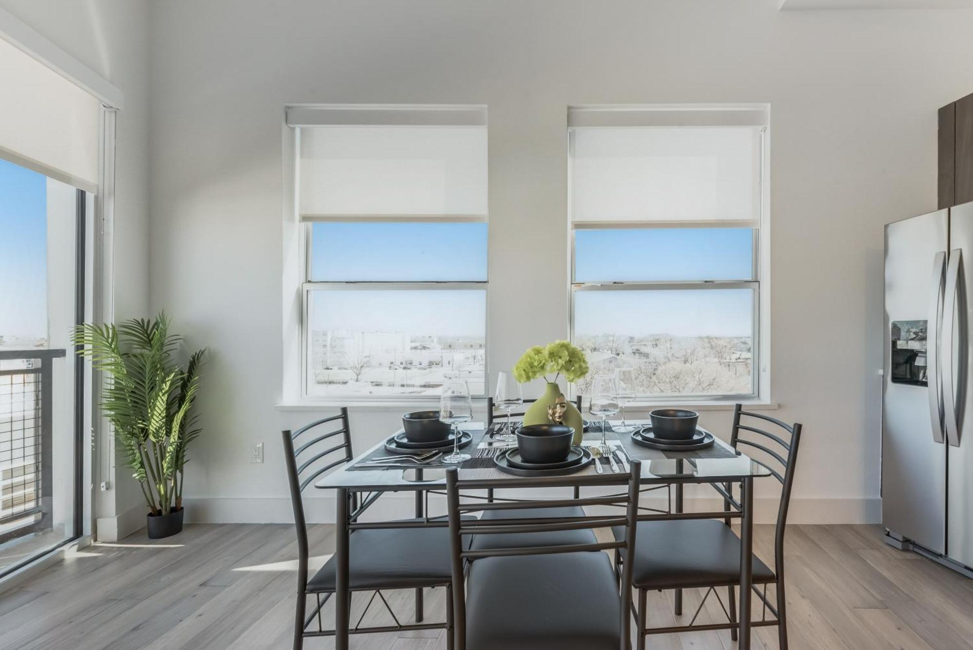 Contemporary 2Br I Gym I Parking I Workspace 댈러스 외부 사진